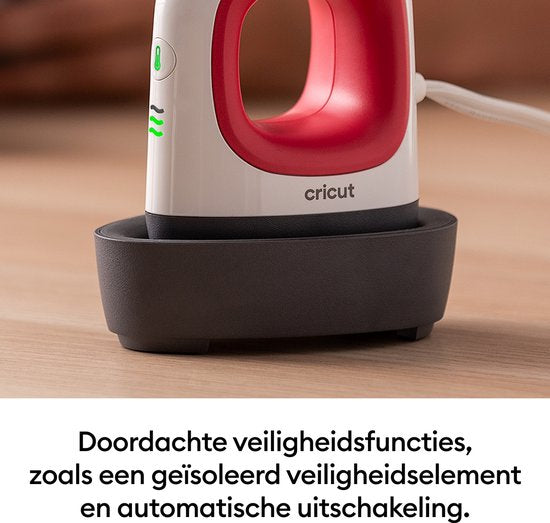 Cricut EasyPress Mini Raspberry